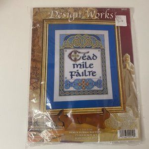 Design‎ Works 100,000 Welcomes cross stitch kit 9919 Irish Gaelic decor